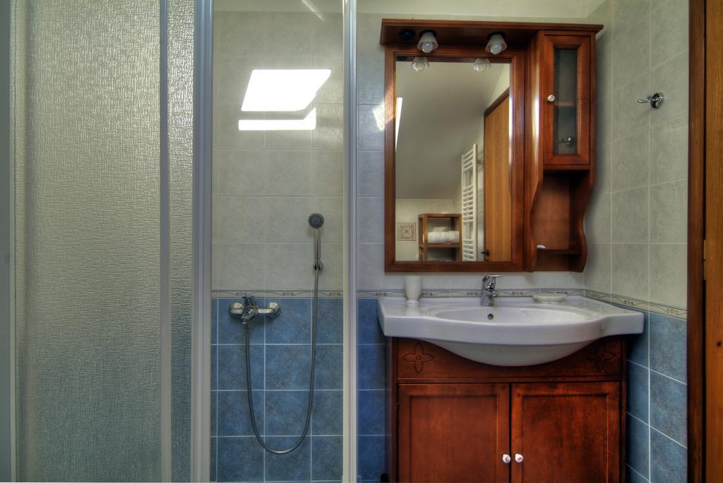 Nefeles Hotel Arachova Buitenkant foto
