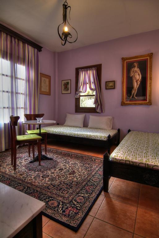 Nefeles Hotel Arachova Buitenkant foto