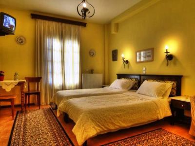 Nefeles Hotel Arachova Buitenkant foto